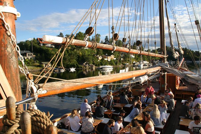 2-Hour Oslo Fjord Sightseeing Cruise by Sailing Ship - Choosing the best departure time