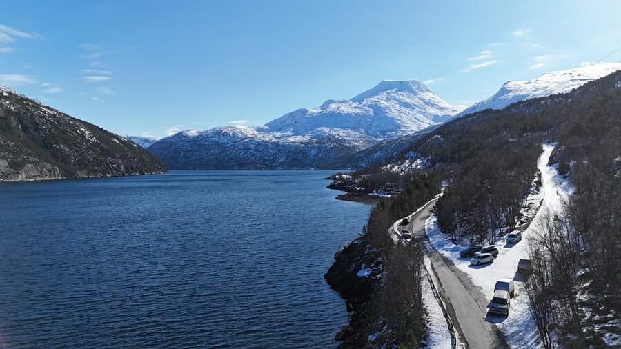 Abisko: Fjord Sightseeing and Photography Tour - Photography help for cameras and phones