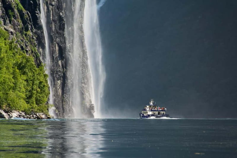 Ålesund: Geirangerfjord Scenic Cruise & Village Visit - Why this cruise works so well from Ålesund