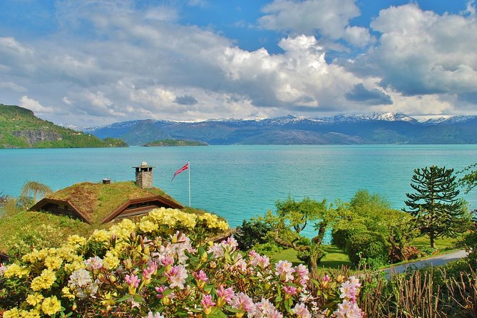 AMAZING HARDANGER FJORD: Private guided round trip from Bergen, 10 hours - Key points at a glance