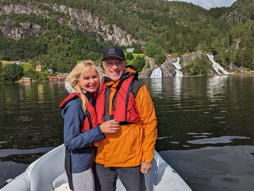 Bergen: Bergen Fjord by Zodiac or Pontoon Boat - Five hours of mountains, shorelines, and open water