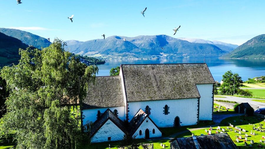 Bergen: Cruise to beautiful Rosendal by the Hardangerfjord - Three and a half hours in Rosendal