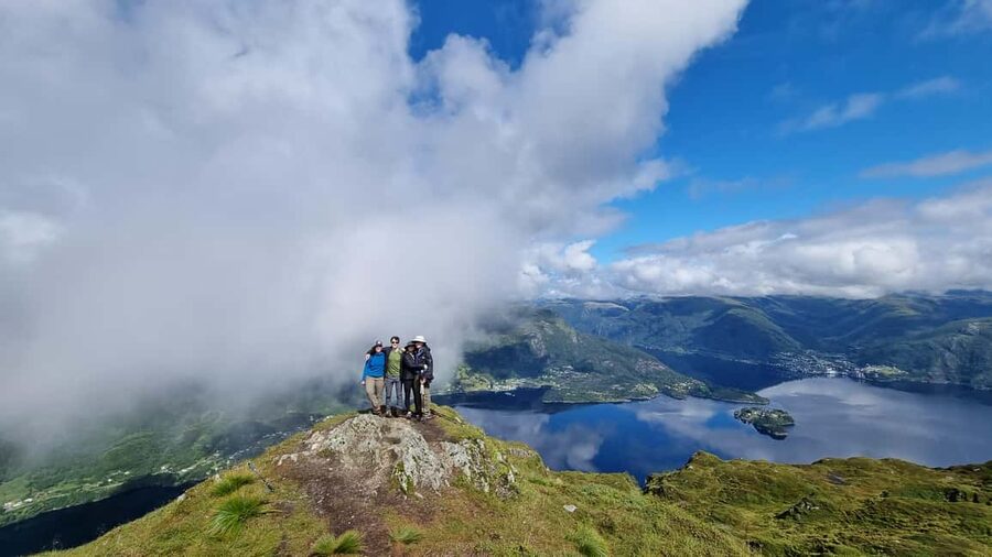 Bergen: Fjord Hiking - The main drawback: the walk may feel short