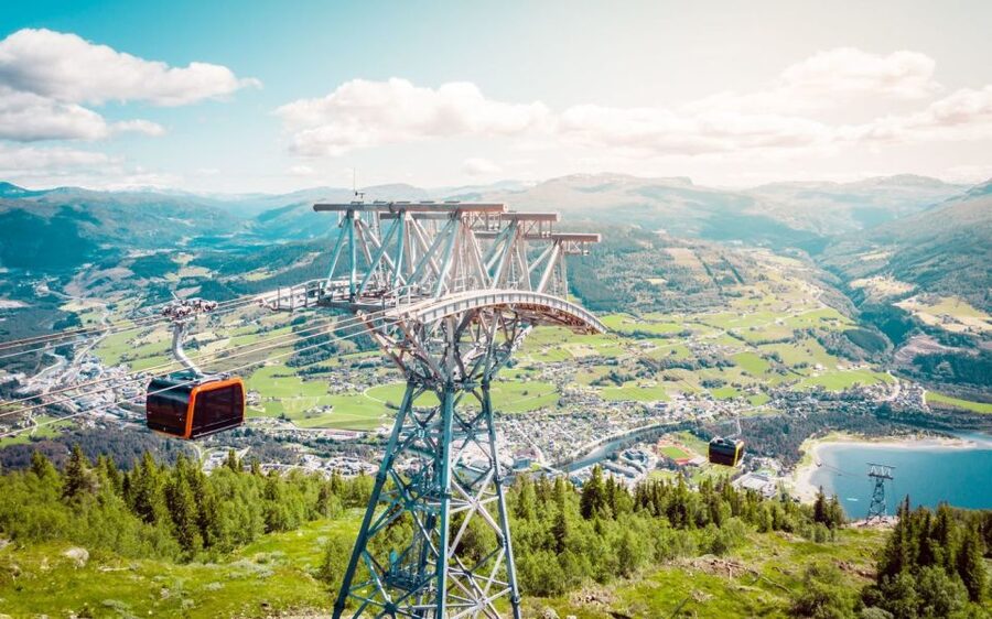 Bergen: Hardangerfjord, Voss Gondola & 3 Great Waterfalls - Skjervsfossen, a quieter waterfall stop