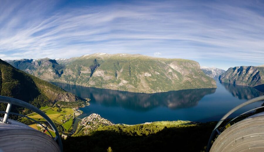 Bergen: Nærøyfjorden, Flåm, and Stegastein Guided Bus Tour - Flåm gives you a short break for lunch