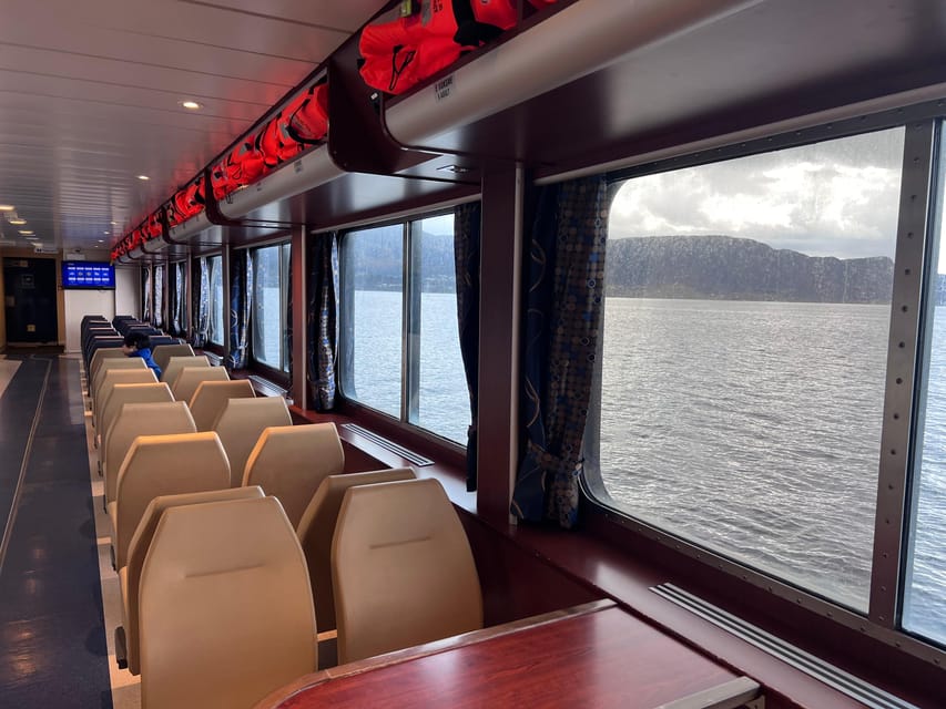 Bergen: Private City Tour with the Best of Hardangerfjord - Two waterfalls, including one you can walk behind
