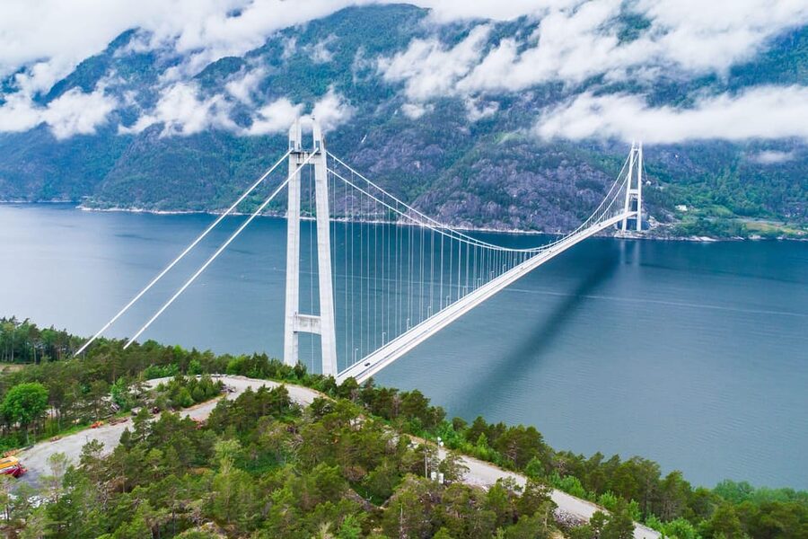 Bergen: Private Waterfalls and Wonders of Fjord Norway - Eidfjord: a useful pause beside the fjord