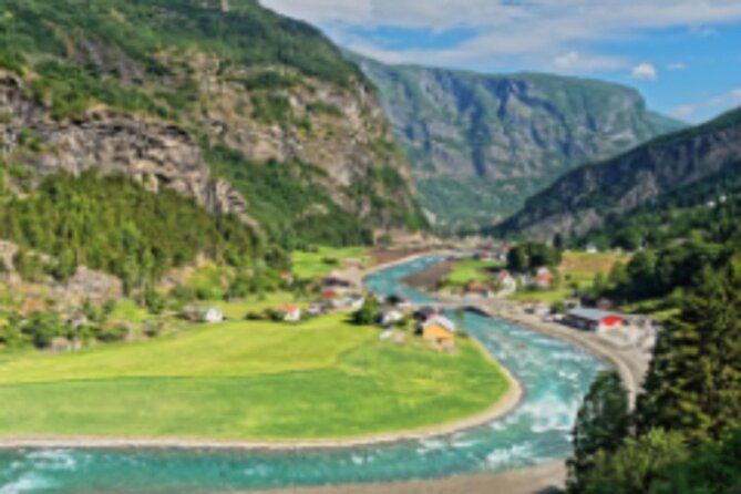 Bergen to Flam "The King of Fjords" One-Way or Round-Trip Cruise Ticket - Your time in Flåm and the separate railway option