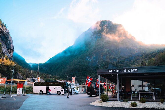 Bergen: UNESCO Fjord Cruise, Flåm & Stegastein - Incl. Lunch - Gudvangen and the start of the fjord cruise