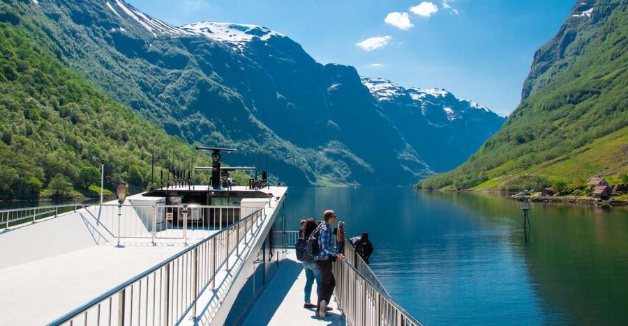 Bergen: Viking Village, Nærøyfjord Cruise & Flåm Railway - Njardarheimr, a modern Viking village with hands-on touches