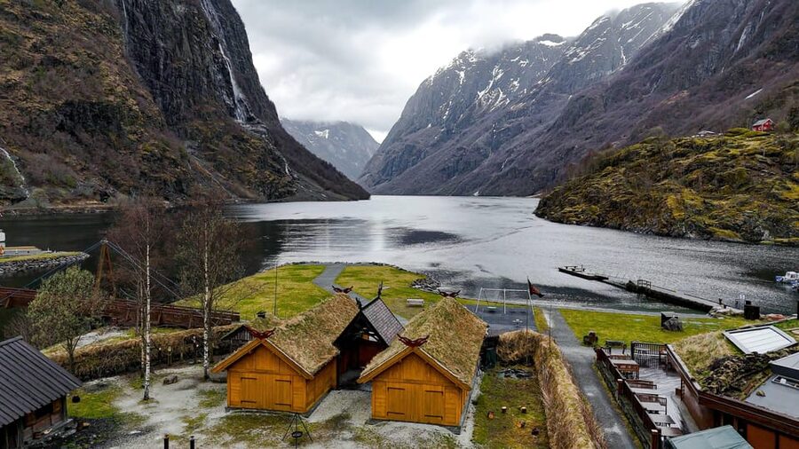 Bergen: Viking Village, Nærøyfjorden Cruise and Flåm Railway - The Myrdal change and train ride back to Bergen