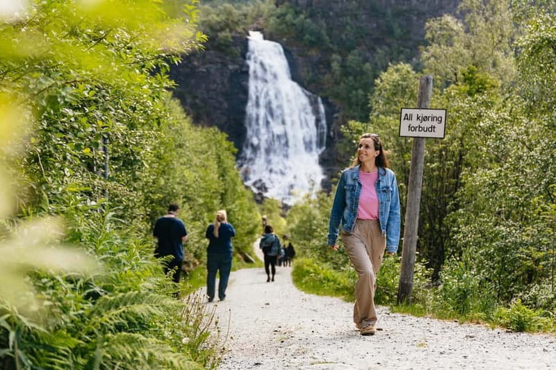 Bergen: Waterfalls of Hardangerfjord Shore Excursion - Three waterfalls in six hours from Bergen