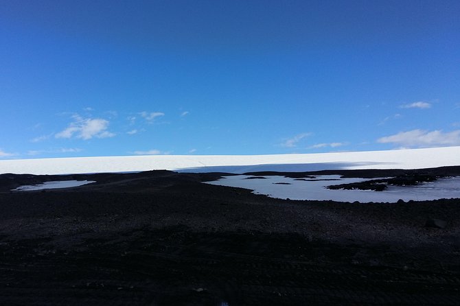 Borgarfjordur - private tour - What a private vehicle changes