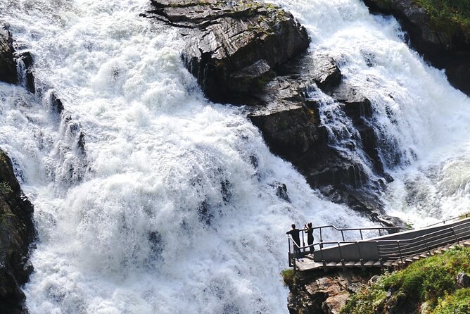 Eidfjord Guided tour Vøringfossen Waterfall & National Park - Key points at a glance