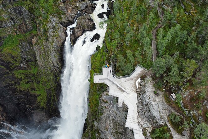 Eidfjord Guided tour Vøringfossen Waterfall & National Park - Fossli Hotel and a taste of old Norway