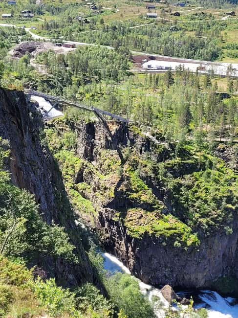 Eidfjord: Vøringsfossen Waterfalls Round-Trip Shuttle - Who should book this shuttle