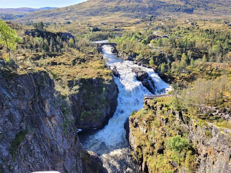 Eidfjord: Vøringsfossen Waterfalls Round-Trip Shuttle - Finding the bus near the cruise terminal