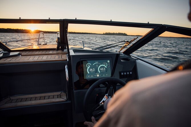 Exclusive Private Cruises on the Oslo Fjord - Ormøya, Ormsund Bridge, and Oslo’s seaside neighborhoods