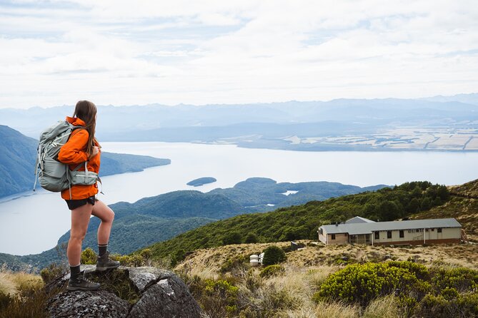 Fiordland Heli-hike from Te Anau - Reaching Luxmore Summit on foot