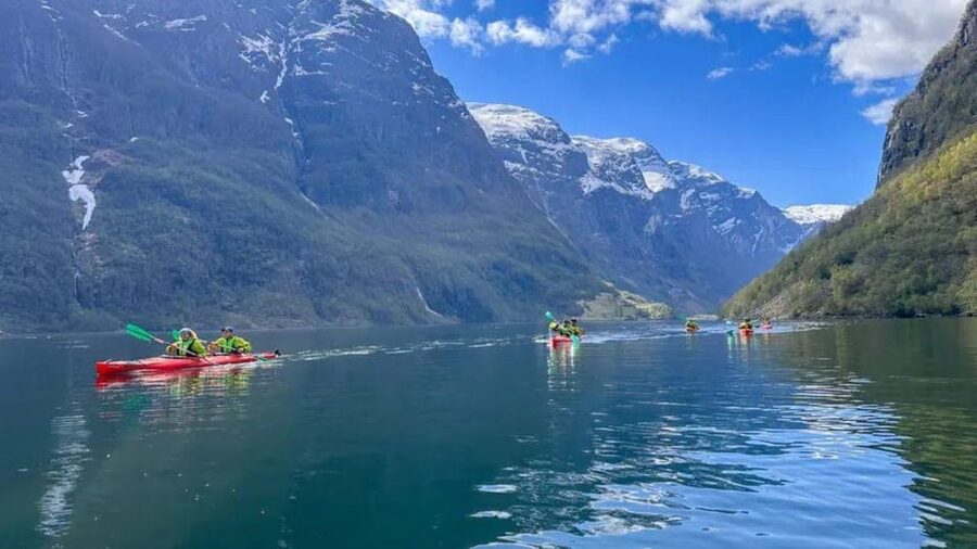 Fjord kayak - Hardangerfjord, Granvin - Should you book the Granvinfjord kayak?