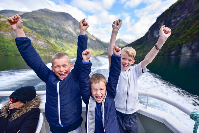 Fjord Sightseeing Tour by Boat in Geiranger - The Seven Sisters waterfall