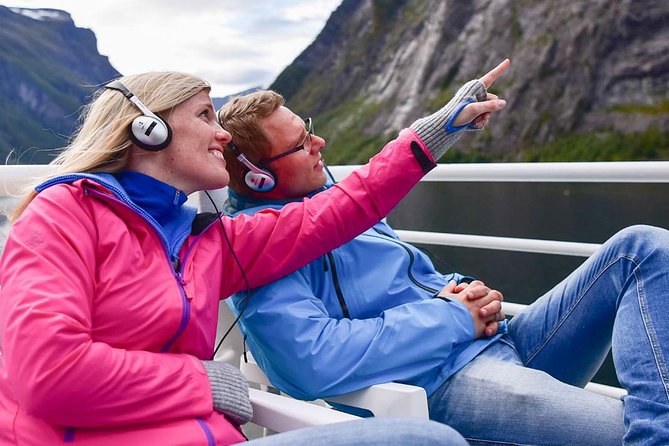 Fjordcruise Ålesund Geirangerfjord T/R - Key points to know before booking