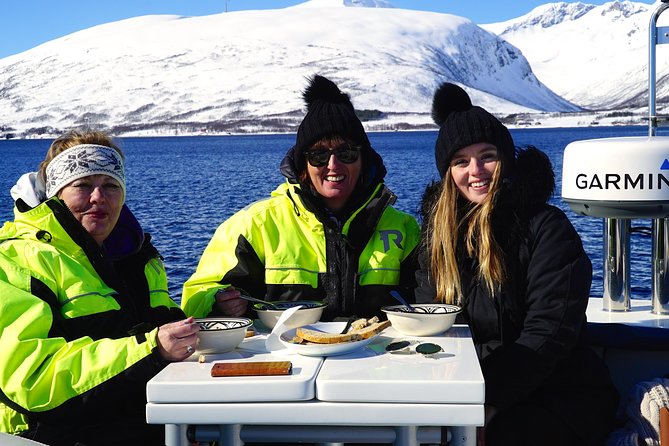 Fjordcruise - Luxury Yacht Arctic Queen - What makes this Tromsø cruise worth considering