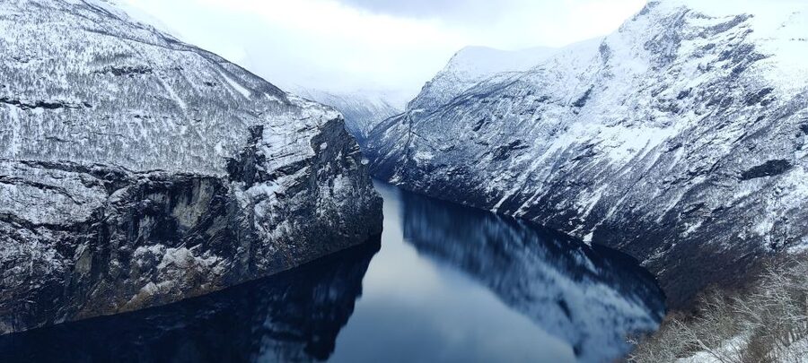 From Ålesund: Winter Fjord Cruise to Geirangerfjord - Should you book the Ålesund to Geirangerfjord cruise?