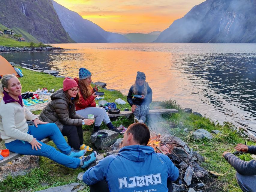 From Flåm: Nærøyfjord 3 Day Kayaking and Camping Tour - Is $916 a fair price?