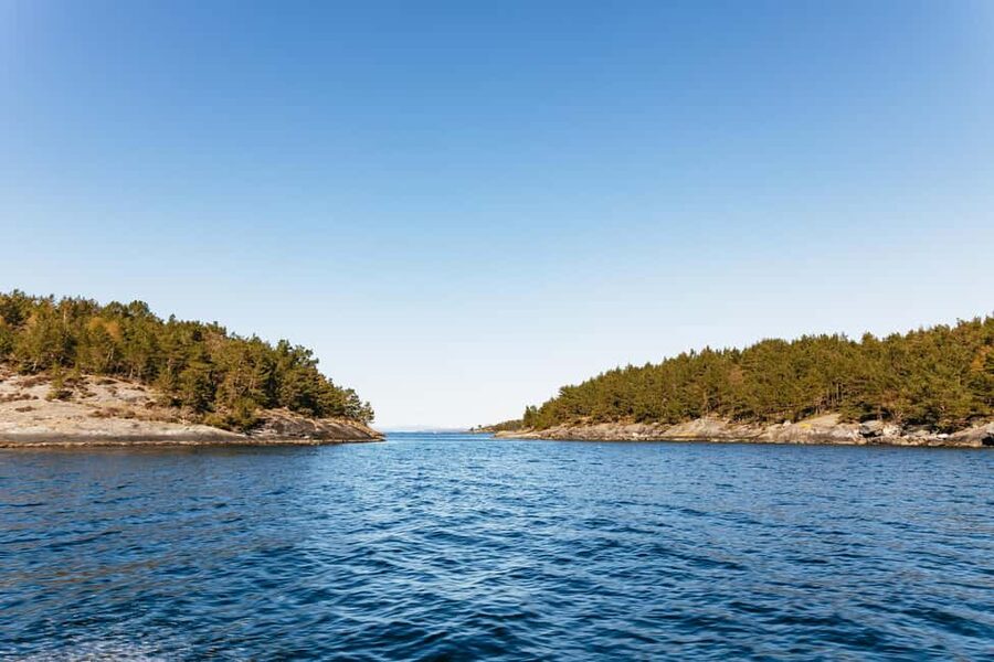 From Stavanger: Lysefjorden & Pulpit Rock RIB Boat Tour - Why this RIB ride is different from a regular fjord cruise