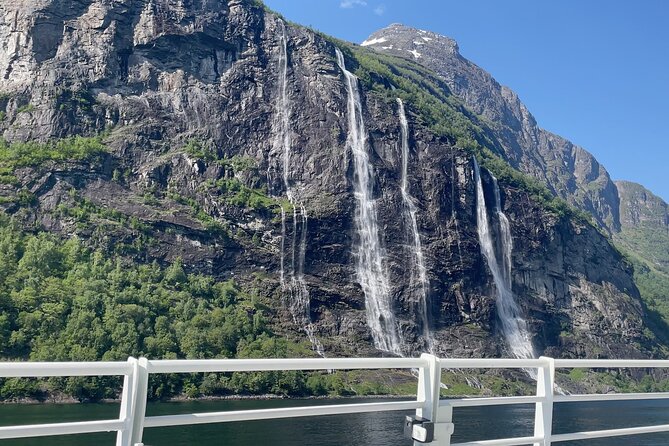 Geiranger Fjord Tour (Geiranger-Hellesylt one way) - Friaren and the first waterfall pause