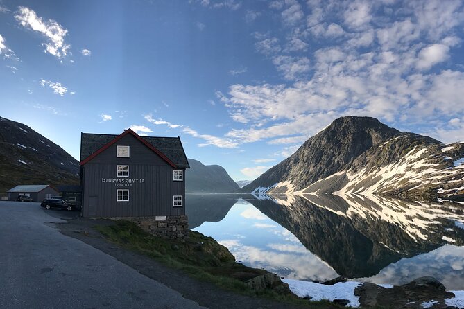 Geiranger: Sky to Fjord Downhill Biking Adventure - Who should book this Geiranger bike ride?