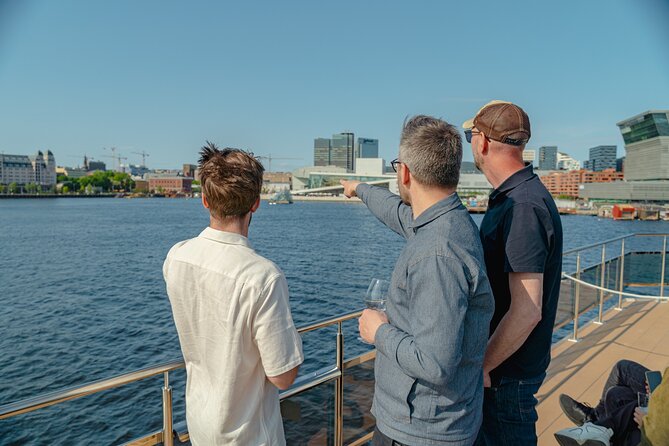 Guided Sightseeing Cruise on Oslofjord by Premium Silent Boat - Bygdøy, museums, and the final city views