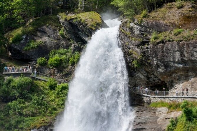 Guided tour - Hardangerfjord, Voss Gondola & 3 Great Waterfalls - Skjervsfossen and the first waterfall stop