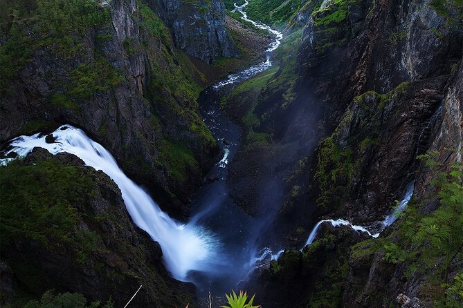 Guided tour - Hardangerfjord, Voss Gondola & 3 Great Waterfalls - Two hours beside the Hardangerfjord