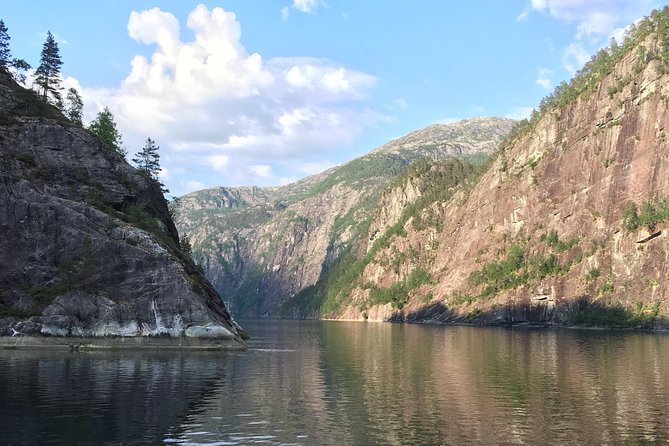 GUIDED TOUR: Secrets of the Fjords - the Osterfjord and Mo, 6.5 hours - Lunch beside the Mofjord in Mo