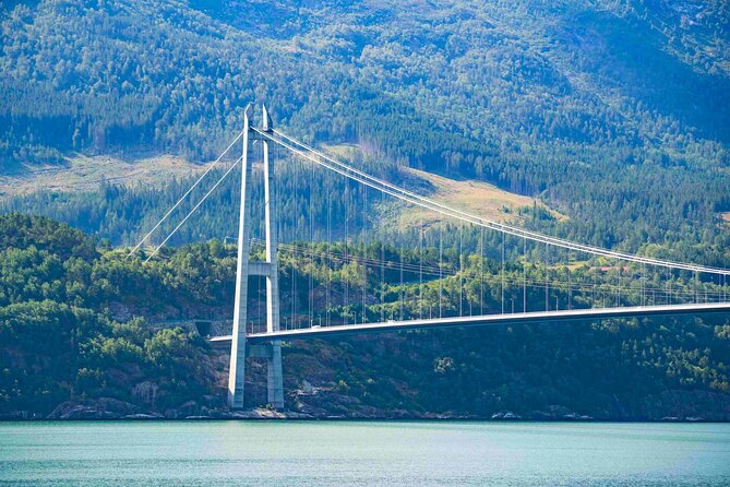 Guided tour to Hardangerfjord with Waterfalls and Ferry Crossing - The first ferry crosses to Utne