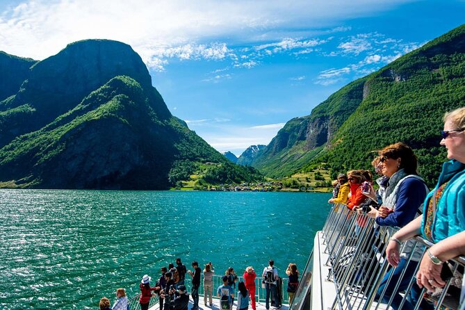 Guided Tour To Nærøyfjorden, Flåm And Stegastein - Viewpoint Cruise - Price, comfort, and who gets good value