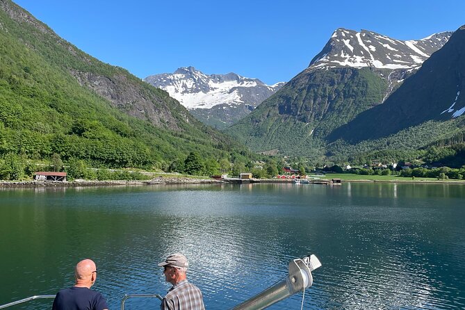 Hjørundfjord Fjord Tour Roundtrip from Ålesund - The return journey through Hjørundfjord