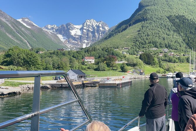 Hjørundfjord Fjord Tour Roundtrip from Ålesund - Who should book this five-hour fjord ride?