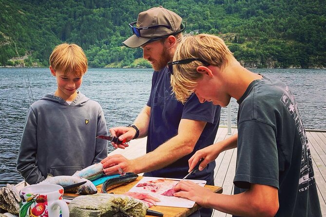Inshore fishing in the Drangefjord - Setting out from Drange at the end of the fjord
