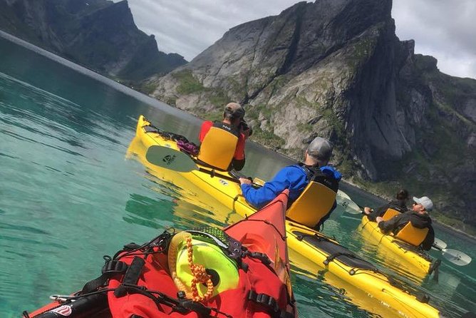 Kayaking in Reinefjorden - How beginner-friendly is the kayaking?