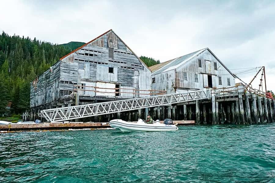 Ketchikan: Scenic Drive & George Inlet Fjords Zodiac Cruise - At Beaver Falls Salmon Cannery, the tour changes pace