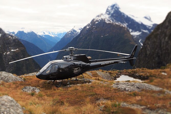 Milford and Fiordland Highlights Tour by Helicopter from Queenstown - Leaving Queenstown over the Southern Alps