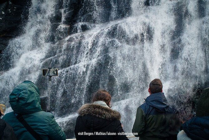 Mostraumen Fjord Cruise - Weather, winter routes, and the fjord mood