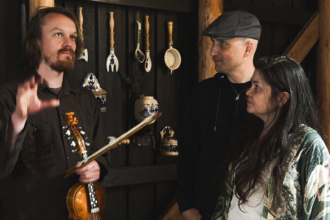 Music of the Fjord: Norwegian Folk at The Fjord Farm in Flåm - Who Will Enjoy This Flåm Experience