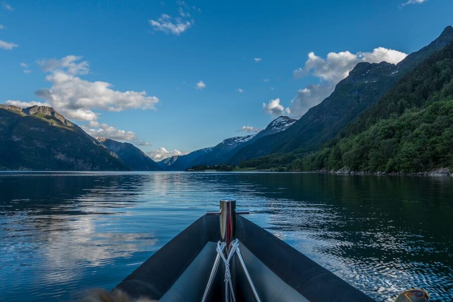 Odda: RIB Boat Tour on the Hardangerfjord - What to wear and bring to the harbor