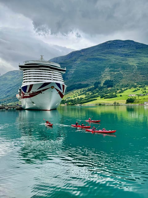 Olden: Experience Beginner-friendly Fjord Kayaking - Key points for your Olden kayaking day