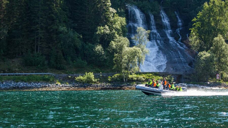 Olden: Nordfjord RIB Boat Tour - Fifty-five minutes of fjord views and speed