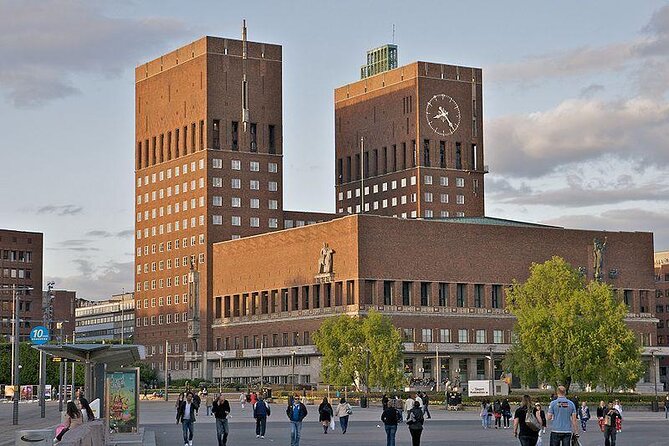 Oslo City Highlights with Fjord Cruise - A fast route through Oslo’s major sights